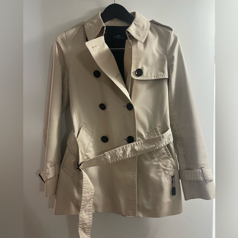 Coach trench coat. XS
